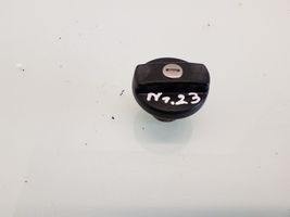 Audi 80 90 B2 Fuel tank filler cap 