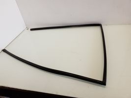 Toyota Avensis T250 Gummidichtung Fenster Scheibe Tür hinten 1090057