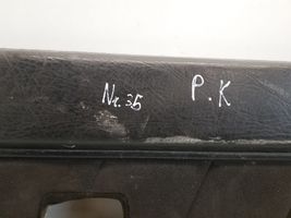 Audi 80 90 B2 Rivestimento del pannello della portiera anteriore 