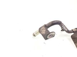 Toyota Avensis T220 Engine coolant pipe/hose 