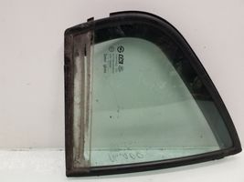 Chevrolet Epica Fenêtre latérale avant / vitre triangulaire 43R000382