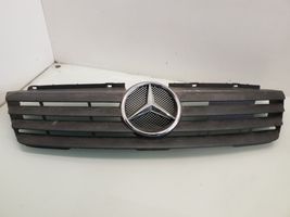 Mercedes-Benz Vaneo W414 Grotelės viršutinės A4148800085