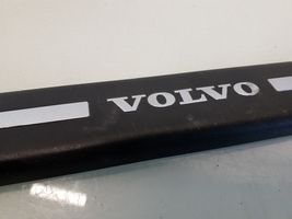 Volvo V50 Muu kynnyksen/pilarin verhoiluelementti 