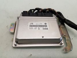 Nissan Almera N16 Sterownik / Moduł ECU 0281010141