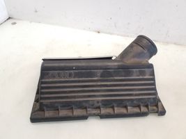 Audi 80 90 S2 B4 Coperchio scatola del filtro dell’aria 028129607G