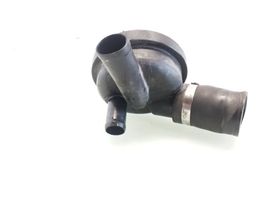 Audi 80 90 S2 B4 Breather/breather pipe/hose 3911170949