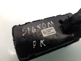 Opel Signum Zestaw przełączników i przycisków GM687833088