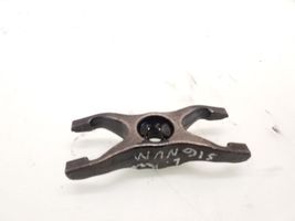 Opel Signum Fuel Injector clamp holder 