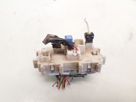 Nissan Navara D40 Fuse module 