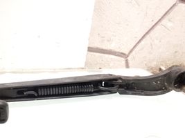 Citroen DS5 Front wiper blade arm 
