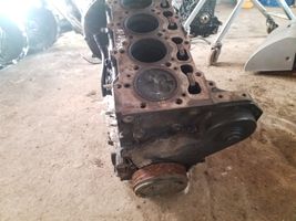 Nissan Navara D40 Bloque de motor 900120841