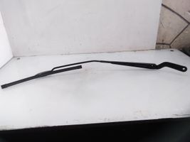 Ford Fiesta Windshield/front glass wiper blade 2S6117526