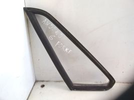 Audi 80 90 B2 Vetro del deflettore posteriore 43R001057