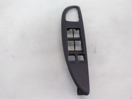 Nissan Primera Support bouton lève vitre porte avant 80961AV600