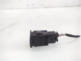 Volkswagen Polo IV 9N3 Hazard light switch 6Q0953235