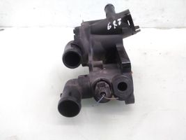 Volkswagen Polo IV 9N3 Termostaatin kotelo 032121111