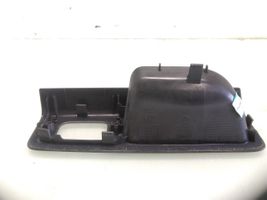 Volvo V50 Support bouton lève vitre porte arrière 8679478