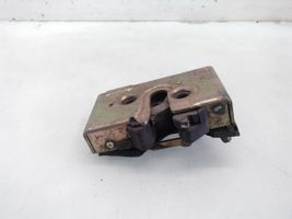 Audi 200 Serrure de porte avant 443837015