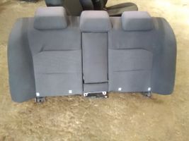 Subaru Legacy Sitze und Türverkleidungen komplett 