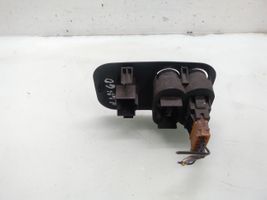 Renault Kangoo I Windscreen/window heater switch 