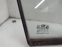 Hyundai Galloper Fenêtre latérale avant / vitre triangulaire (4 portes) 43R001235