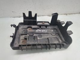 Opel Corsa D Boîte de batterie 