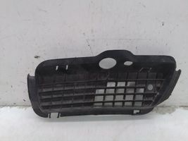 Volkswagen Golf III Grille inférieure de pare-chocs avant 1H6853666