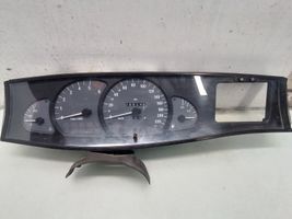 Opel Omega B2 Compteur de vitesse tableau de bord 81117876