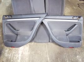 Volkswagen Golf V Fotele / Kanapa / Boczki / Komplet 