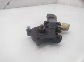 Volvo S60 Moteur de lève-vitre de porte avant 0130821760