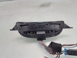 Opel Zafira A Interruttore/pulsante di controllo multifunzione 90561159