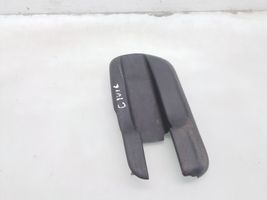 Honda Civic Rivestimento del binario sedile anteriore del passeggero 81104