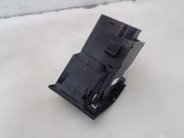 Mercedes-Benz E W210 Copertura griglia di ventilazione laterale cruscotto 