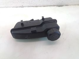 Volvo V70 Vairo stiprintuvo skysčio bakelis 30645621