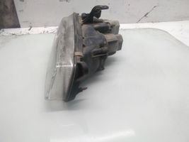 Mazda 323 F Phare frontale 11061708