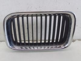 BMW 3 E36 Grille inférieure de pare-chocs avant 5138122237