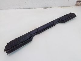 BMW 3 E36 Kratka wlotu powietrza na maskę 51131977679