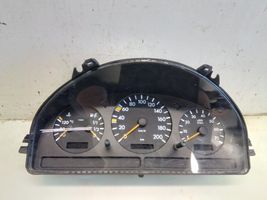 Mercedes-Benz ML W163 Geschwindigkeitsmesser Cockpit 3319210001