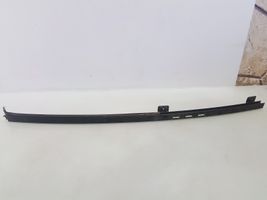 Opel Zafira B Rail de pare-brise de porte arrière 