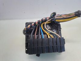 Peugeot 1007 Module de fusibles 9650618480