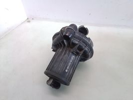 Volkswagen PASSAT B5.5 Bomba de aire secundaria 06A959253B