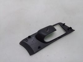 Toyota Avensis T250 Altro elemento di rivestimento della portiera anteriore 6761605020