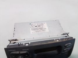 Toyota Yaris Radio/CD/DVD/GPS-pääyksikkö 8611052022B0