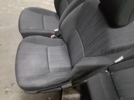 Toyota Auris 150 Set di rivestimento sedili e portiere 