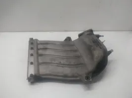 Volkswagen PASSAT B5.5 Intake manifold 066133203B