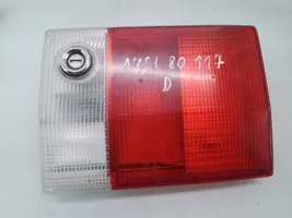 Audi 80 90 B3 Lampy tylnej klapy bagażnika 893945094