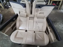 Ford Mondeo Mk III Set di rivestimento sedili e portiere 