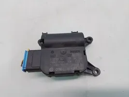 Volkswagen Golf VI Air flap motor/actuator 0132801362