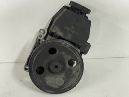 Mercedes-Benz CLK A208 C208 Ohjaustehostimen pumppu A0024662901