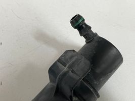 Mercedes-Benz E W211 Ugello a spruzzo lavavetri per faro A2118600547